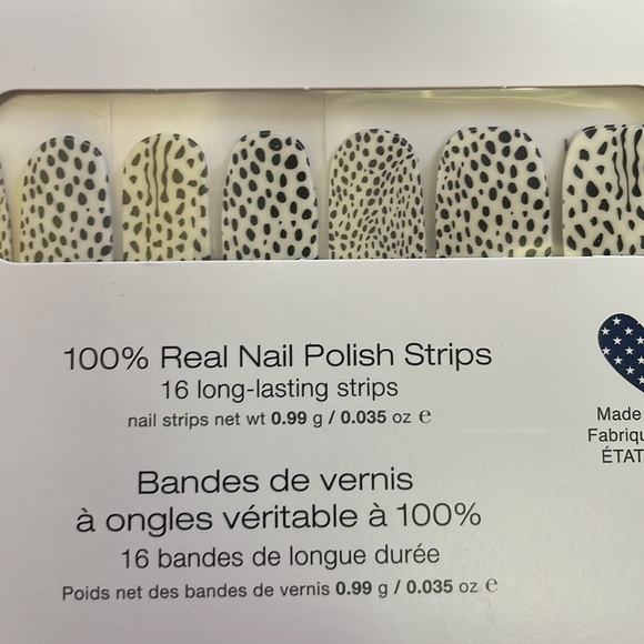 Color Street Purr Diem - Picture 2 of 3